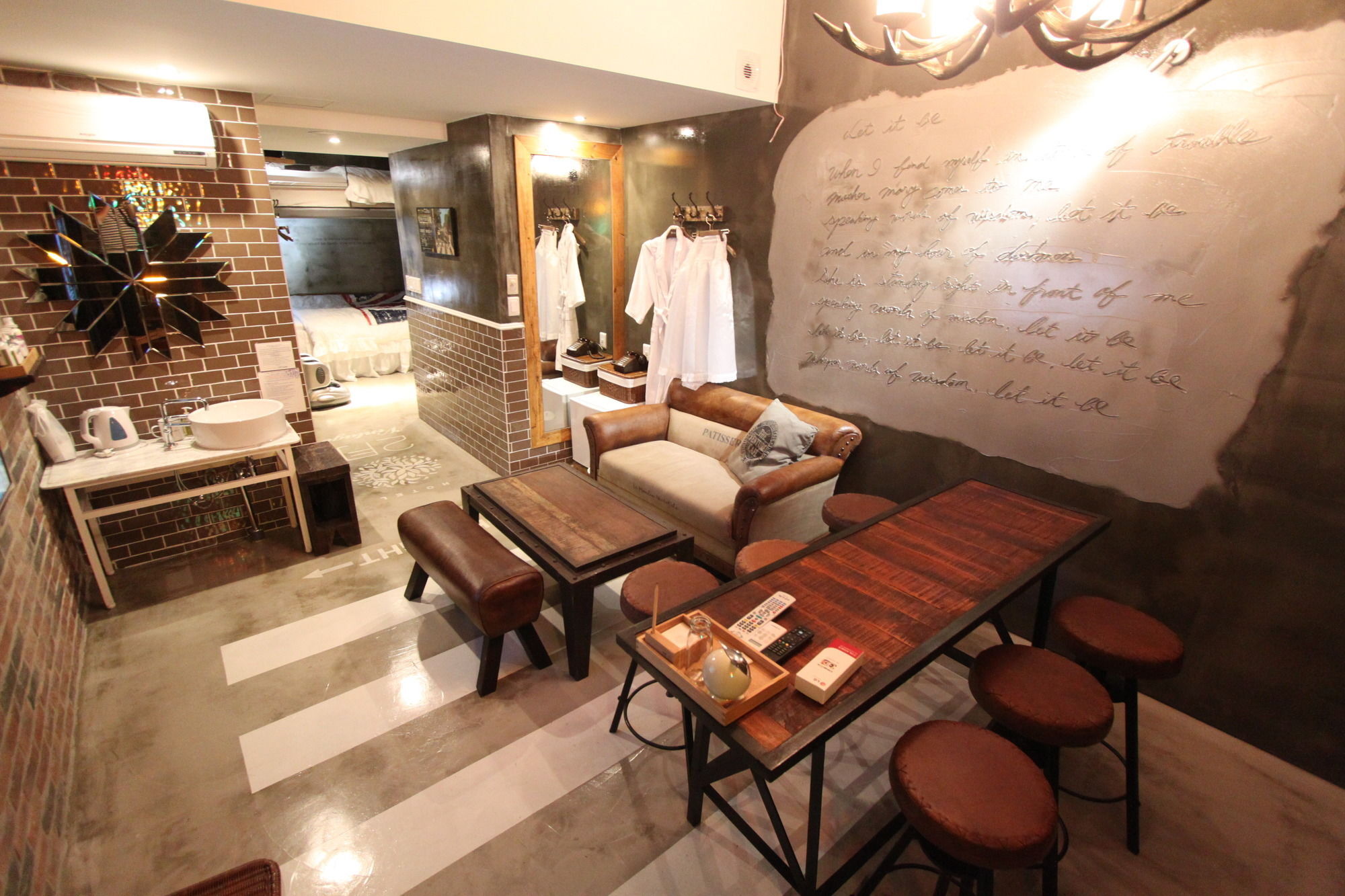 February Hotel Hwanggeum 大邱 外观 照片